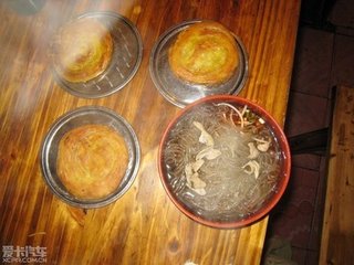 肥腸粉配鍋魁，川味小吃的最佳拍檔，吃過的人都說好