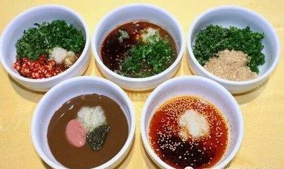 火鍋味道怎樣，湯底和蘸料各占一半的因素，這些蘸料你都吃過？