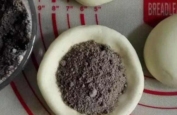 紅糖鍋盔，我的童年最愛(ài)