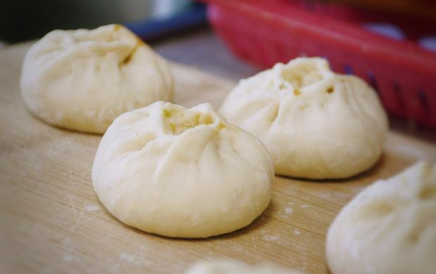 做包子還在用酵母？用它發(fā)酵20分鐘，蒸出的包子又大又香