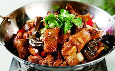 成都干鍋技術(shù)培訓學校哪里專業(yè)？靠譜項目