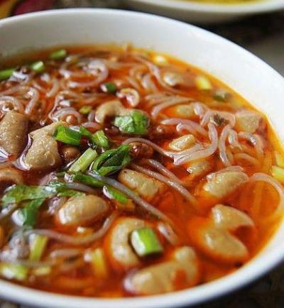 成都肥腸粉技術(shù)培訓(xùn)哪里好？反復(fù)的實(shí)踐操作