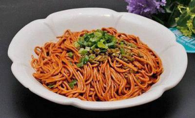 熱干面培訓(xùn)哪里好？熱干面技術(shù)學(xué)會(huì)為止