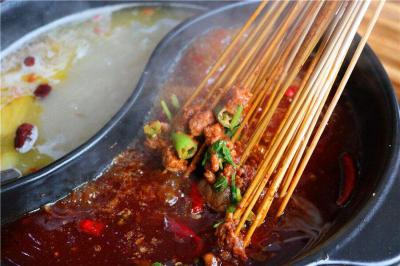餐飲小吃培訓創(chuàng)業(yè)，哪里可以學習串串香技術(shù)培訓？
