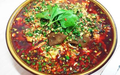 冒菜技術(shù)培訓(xùn)排名哪里好？蜀味緣餐飲培訓(xùn)學(xué)校