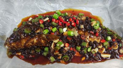 烤魚培訓(xùn)費(fèi)用多少錢？正宗烤魚培訓(xùn)學(xué)校在哪里？