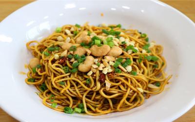 四川面食培訓(xùn)學(xué)校有哪些？面食培訓(xùn)機構(gòu)掌握面食技藝