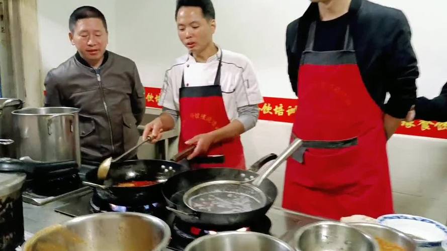 學(xué)各種面食技術(shù)培訓(xùn)哪家好？蜀味緣早餐技術(shù)培訓(xùn)