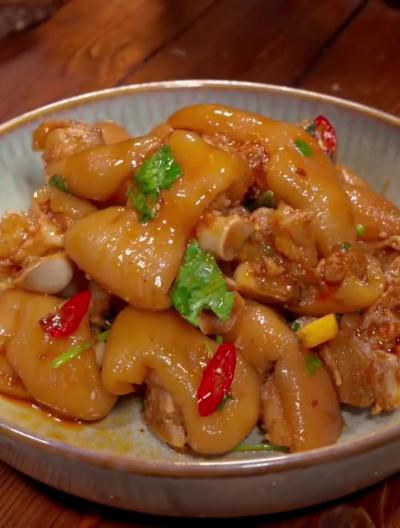 酸辣豬蹄技術(shù)培訓(xùn)班在哪里學(xué)？酸辣豬蹄技術(shù)培訓(xùn)在哪里有？